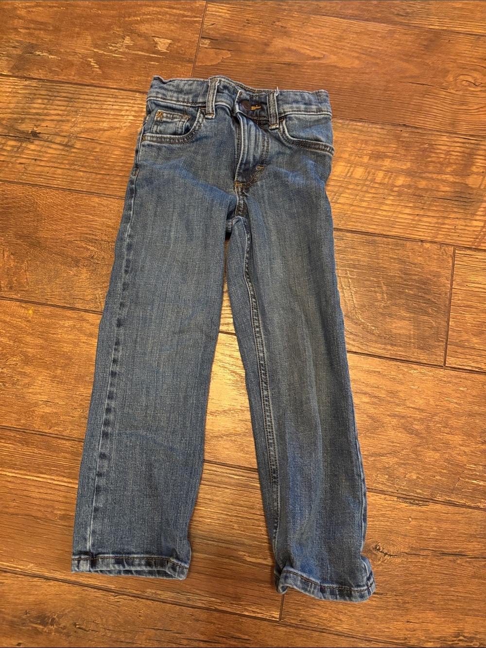 Wrangler Classic Boot Jeans in Dark Blue with Red Logo